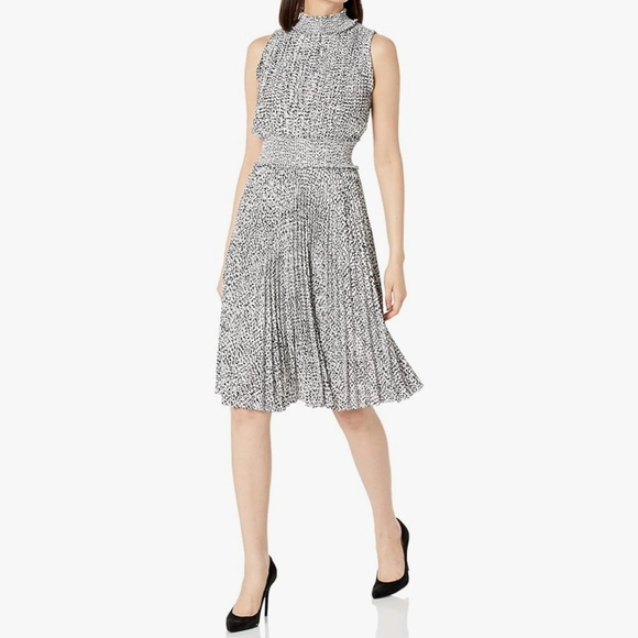 Nanette Lepore Black And White Pleated Smocked Midi Dress Size 6 - Picture 10 of 16